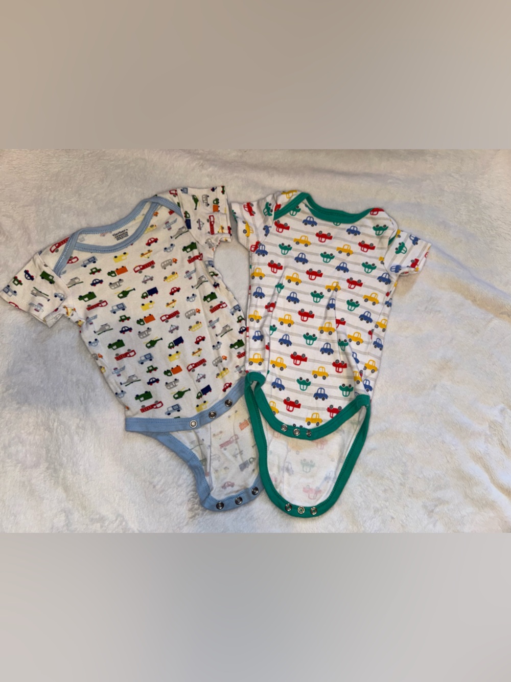Gerber Baby Onesies with Blue Trim and Multicolor Car Print